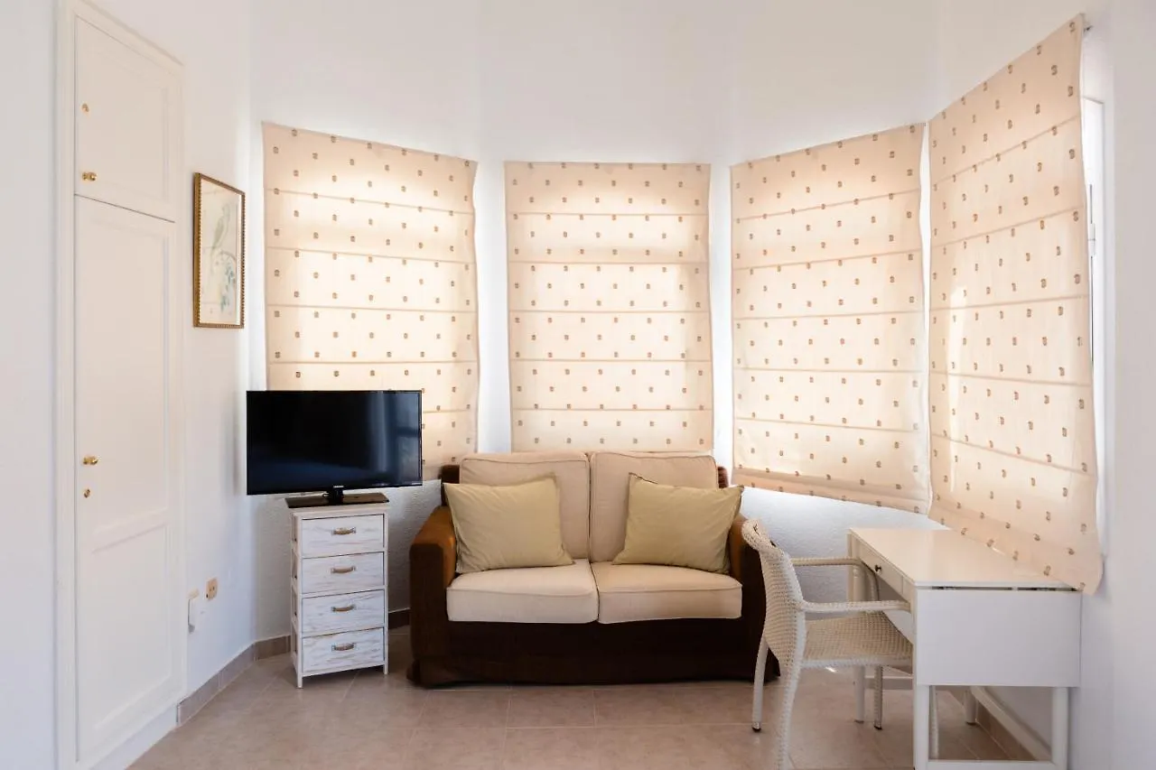 Homeforguest Apartamento Con Piscina A 50M Del Mar En La Caleta Costa Adeje  Spain